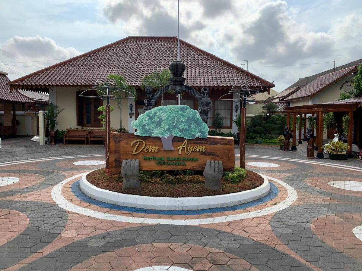 Dem Ayem Heritage Guest House Jogyakarta Zewnętrze zdjęcie