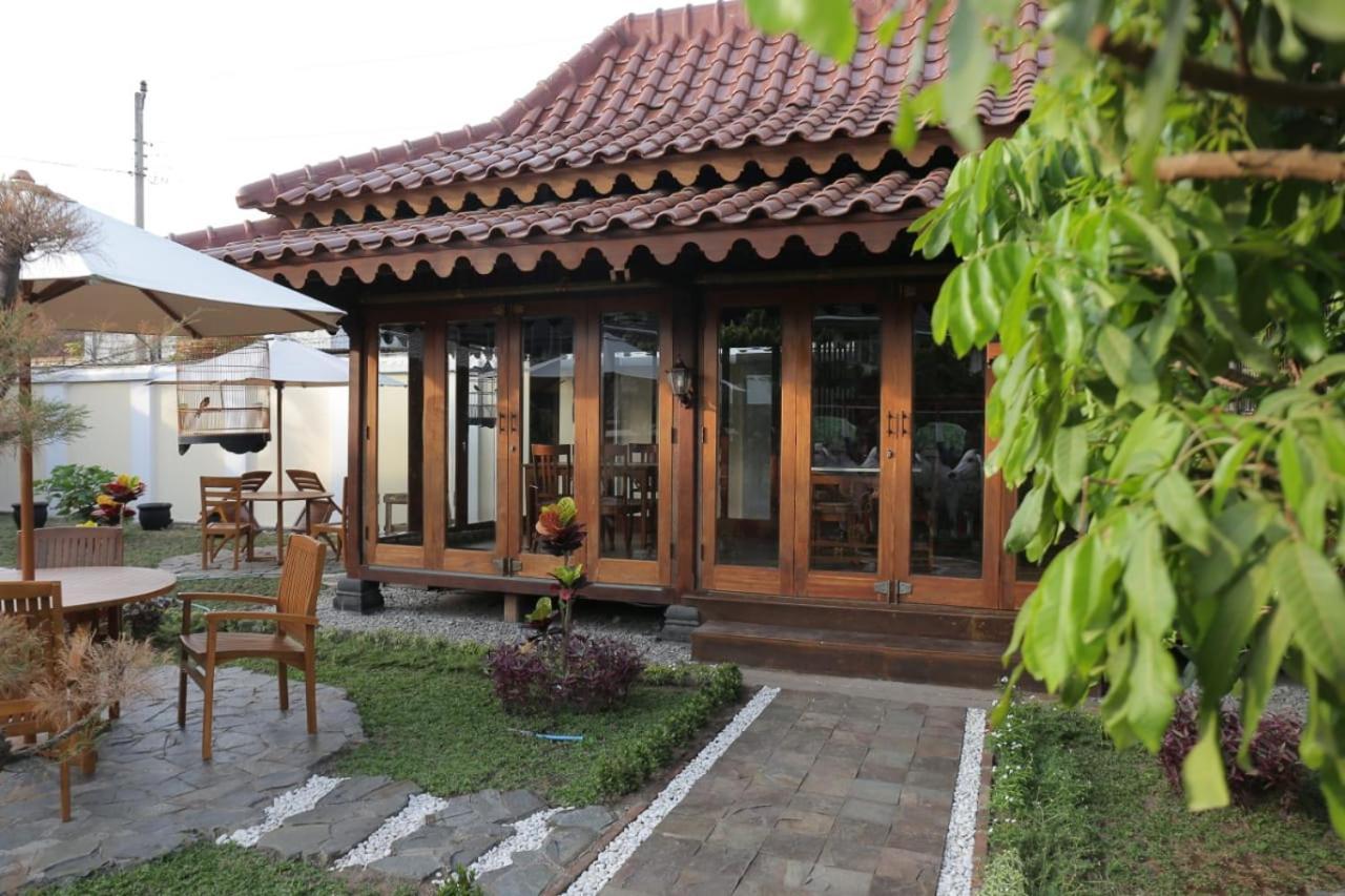 Dem Ayem Heritage Guest House Jogyakarta Zewnętrze zdjęcie